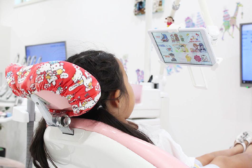 治療中や待っている間に動画を見てリラックス！