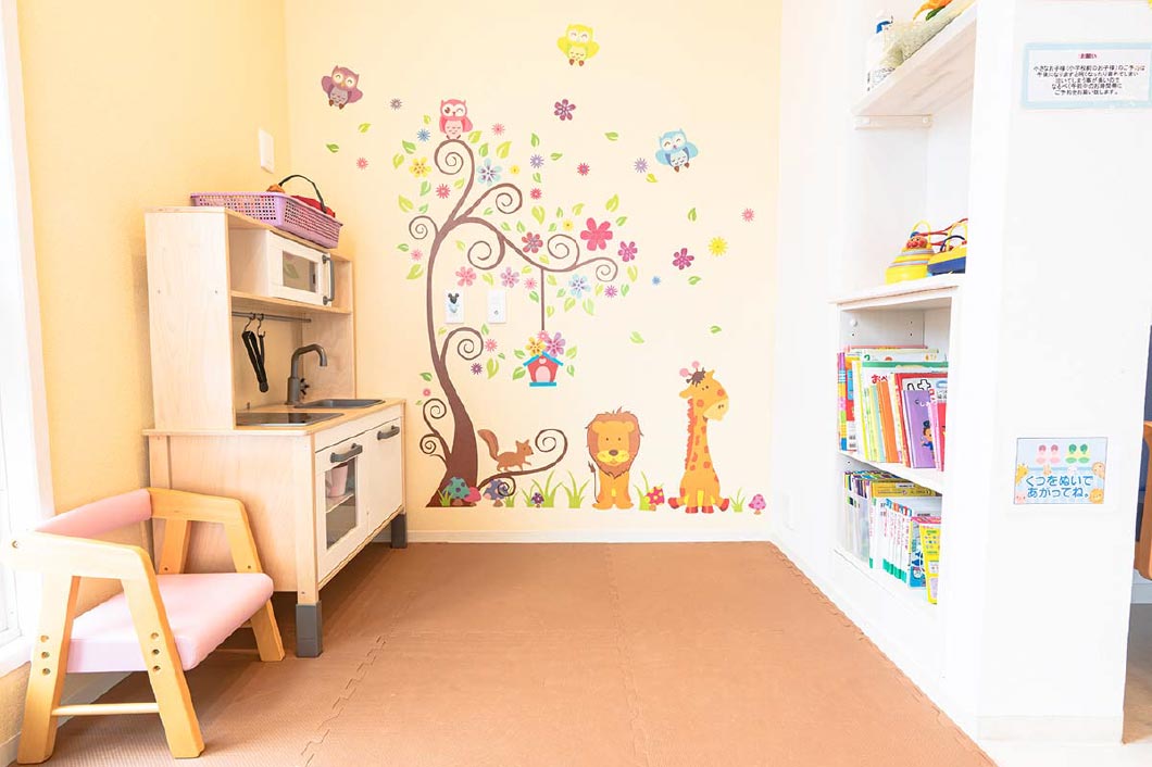 キッズスペース、オムツ交換台